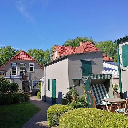 Landhaus Am Ufer - Wohnung 1 Heiligenhafen Exterior foto
